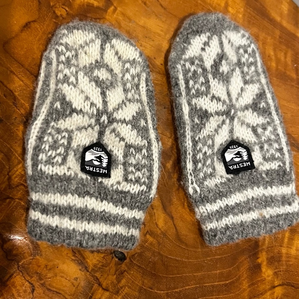 Hestra Baby Mittens